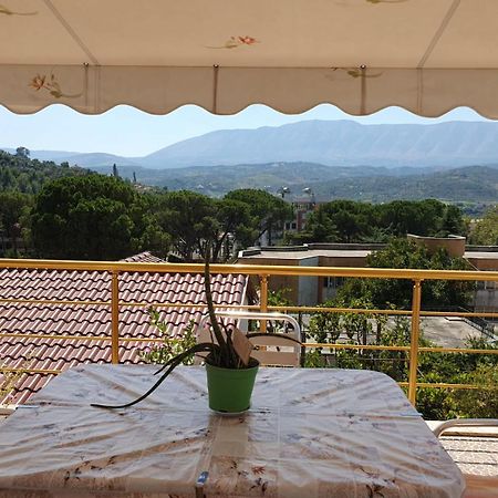 Sara Guesthouse بيرات المظهر الخارجي الصورة