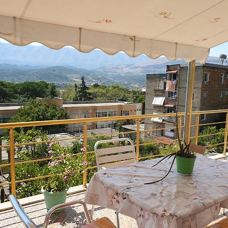 Sara Guesthouse بيرات المظهر الخارجي الصورة