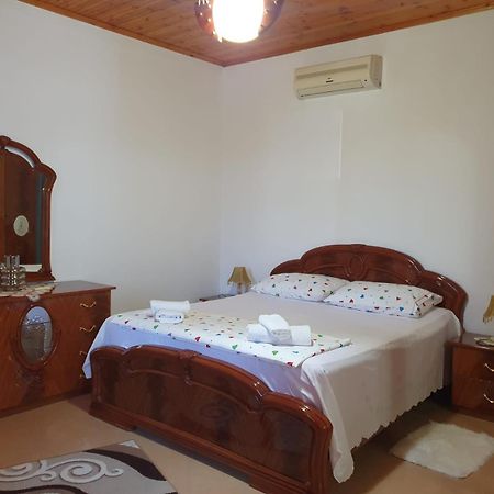Sara Guesthouse بيرات المظهر الخارجي الصورة