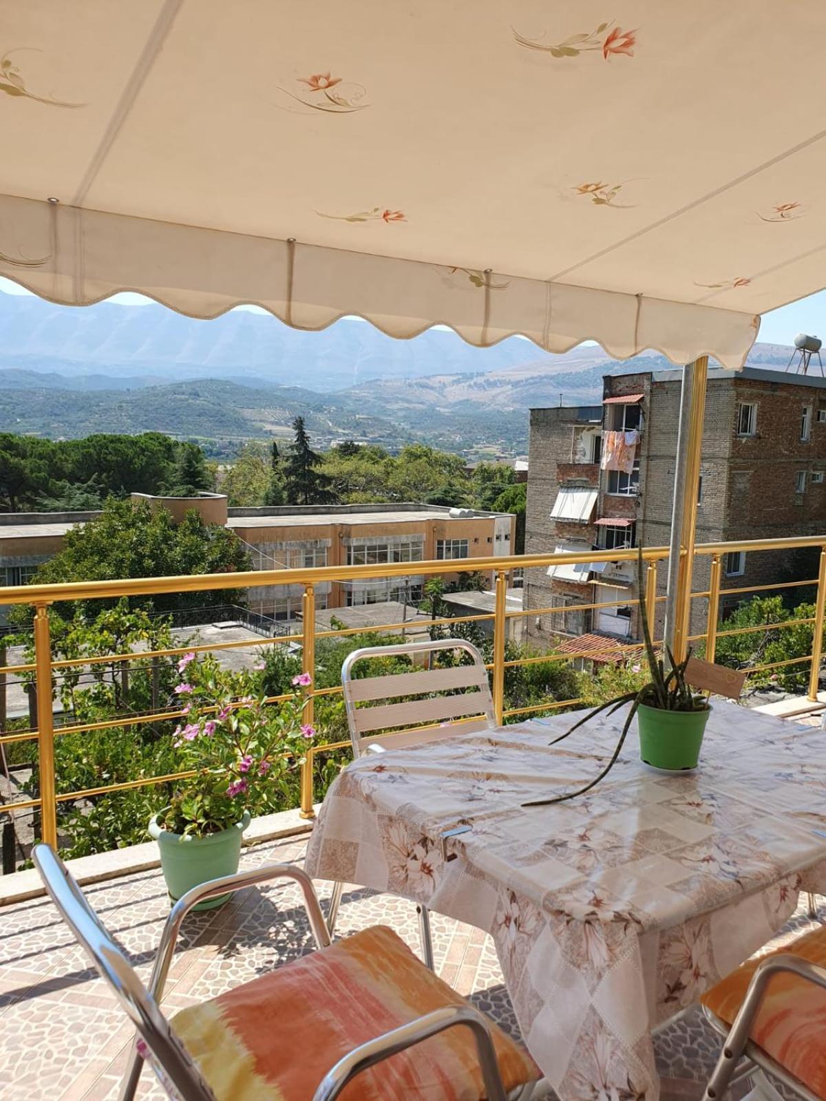 Sara Guesthouse بيرات المظهر الخارجي الصورة