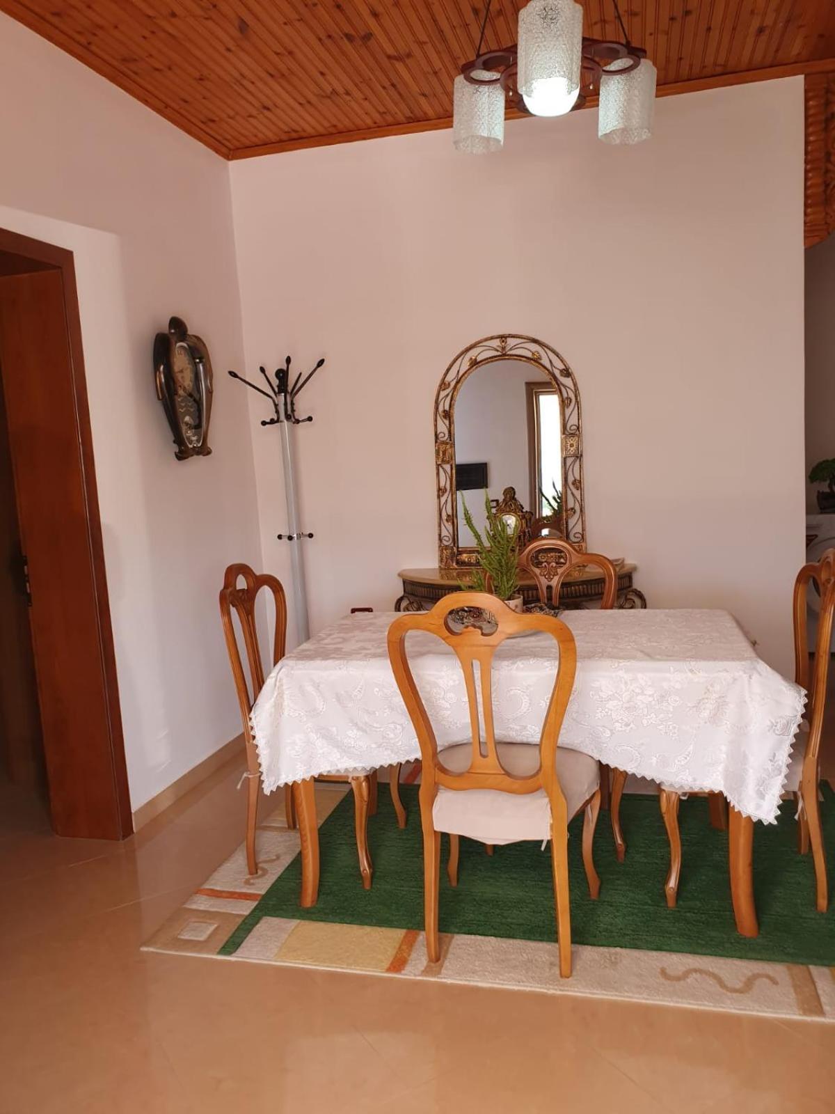 Sara Guesthouse بيرات المظهر الخارجي الصورة