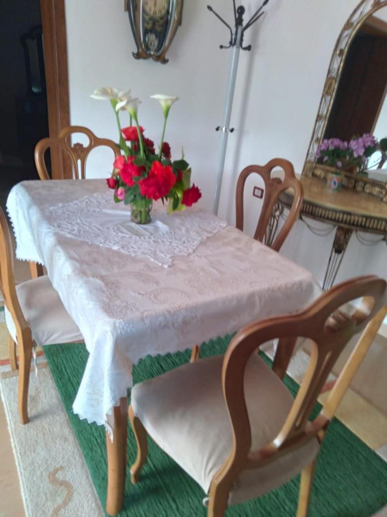 Sara Guesthouse بيرات المظهر الخارجي الصورة